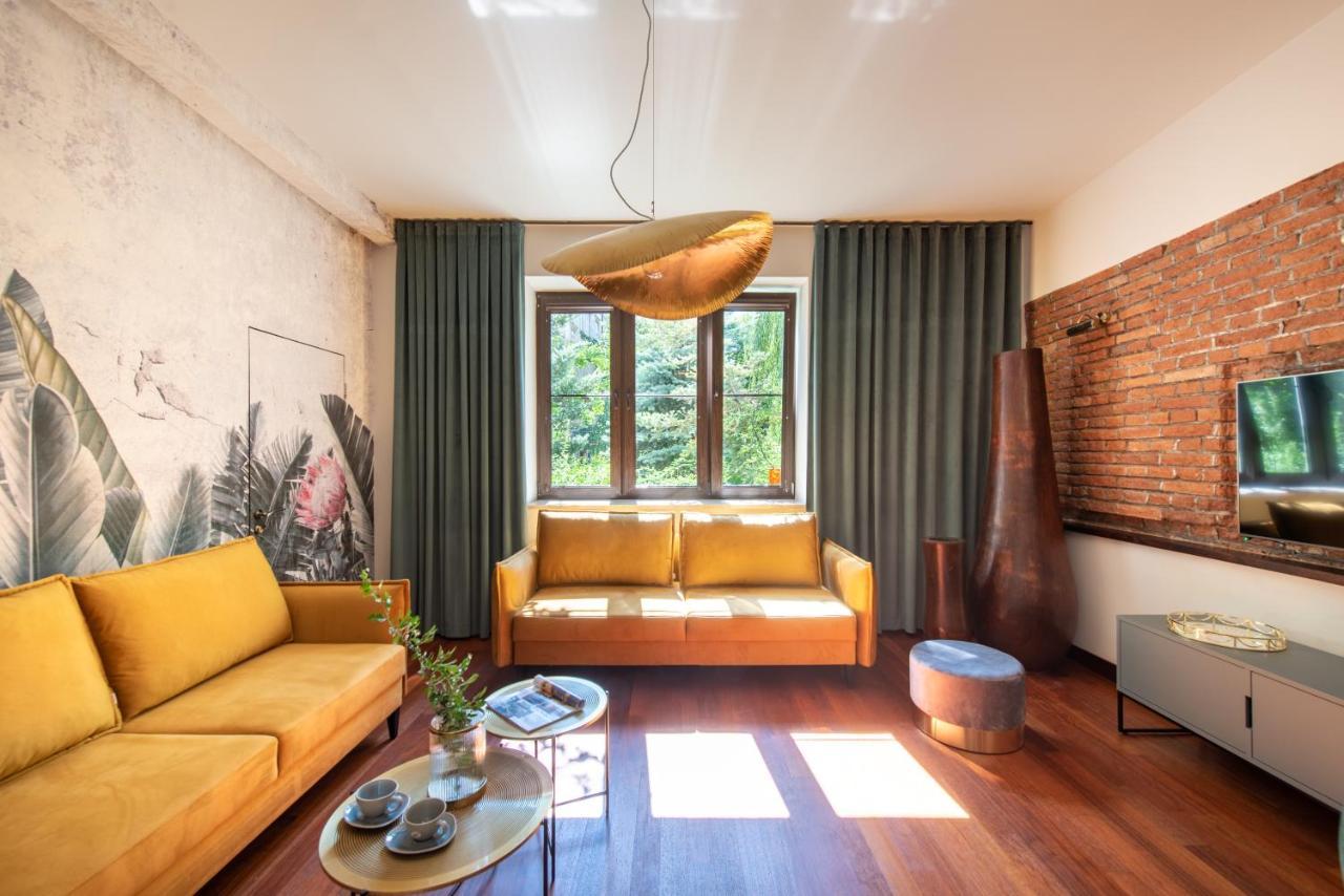 Three-Bedroom Luxury Apartment Sauna 1 Odona Bujwida Street